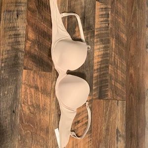 PINK VS wear everywhere lightly lined bra